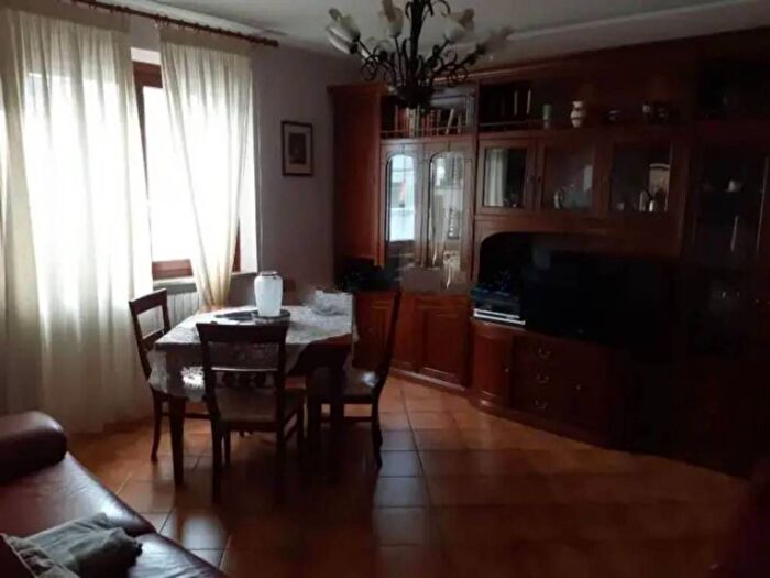 Appartamento con 6 locali in vendita in via Francesca Nord, Centro, Monsummano Terme