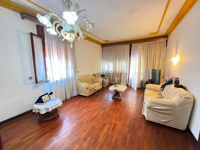 Casa con 6 locali in vendita in Solesino