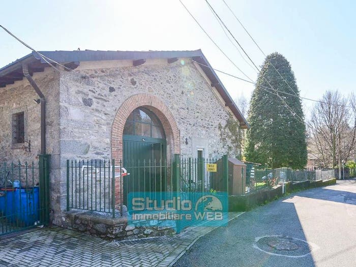 Casa trilocale in vendita in Via Cascinette, Centro, Alserio