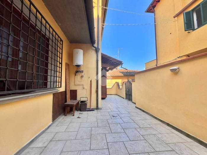 Casa quadrilocale in vendita in Via Suor M Margherita Caiani, Centro, Poggio a Caiano