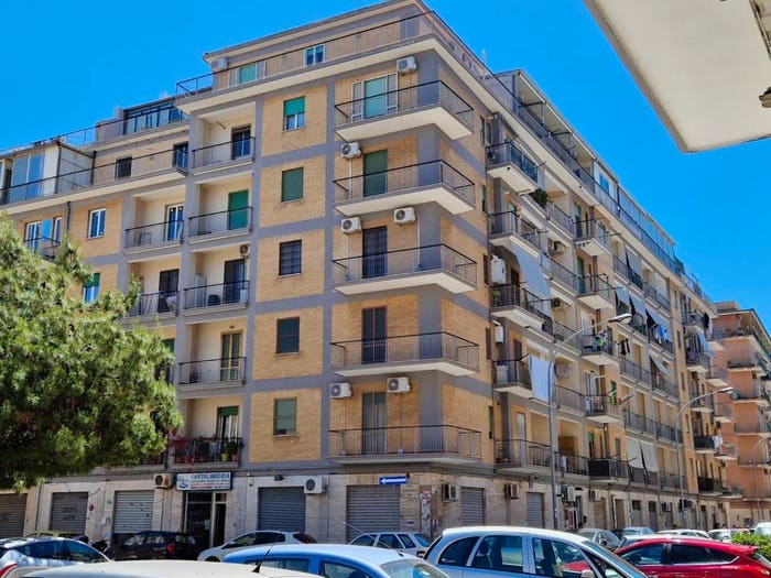 Appartamento trilocale in vendita in Via Edmondo De Amicis, San Michele, Foggia