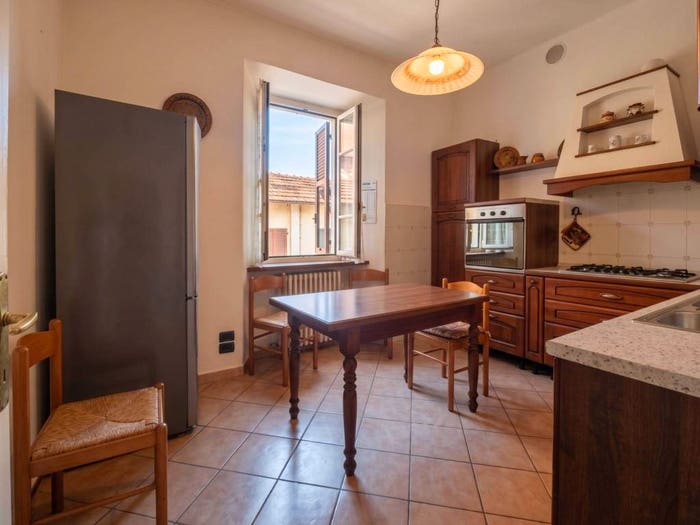 Appartamento quadrilocale in vendita in Via Pieve, Centro, Borgo Val di Taro