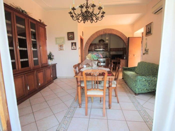 Appartamento con 5 locali in vendita in VIA ROMA, Centro, Poggio Catino