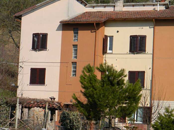 Casa con 6 locali in vendita in Via Bocca Trabaria Sud I Tratto, Centro, Urbino