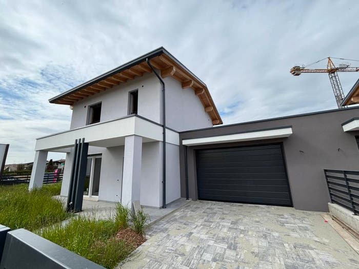 Casa quadrilocale in vendita in Via Pedrona, Centro, Montirone