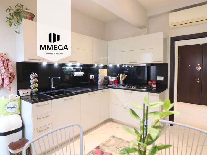 Appartamento quadrilocale in vendita in Viale Eleonora Duse, Coverciano, Firenze