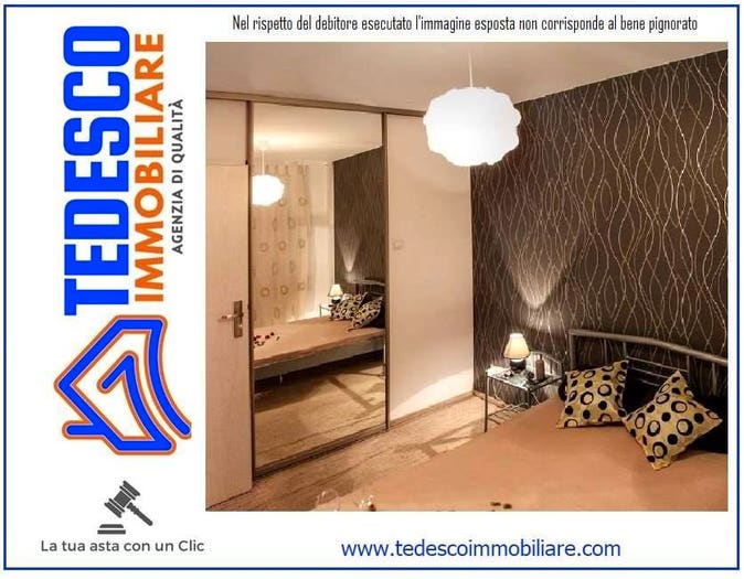 Appartamento quadrilocale in vendita in Strada Fontana Vecchia, Centro, Santa Croce di Magliano