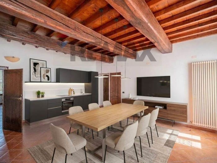 Appartamento quadrilocale in vendita in Via Soragna, Centro, Luzzara