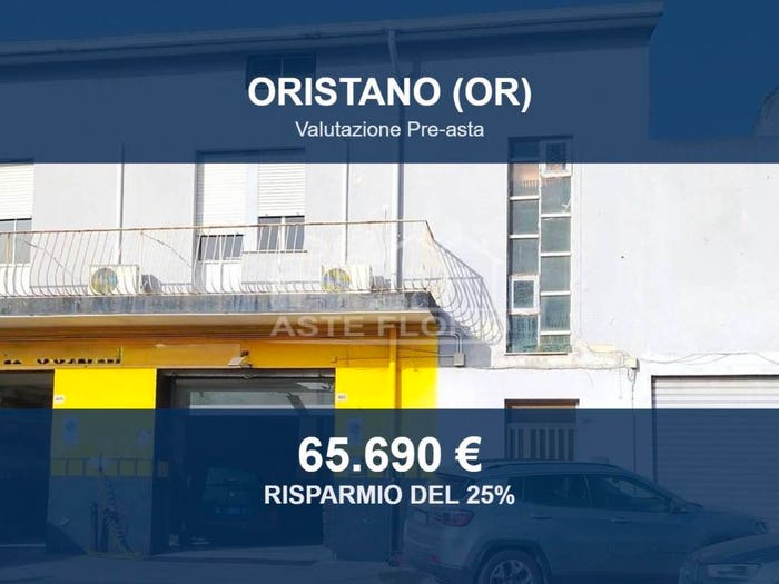 Appartamento trilocale in vendita in Via Cagliari, Centro, Oristano