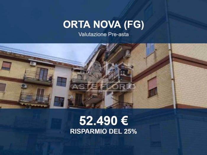 Appartamento con 5 locali in vendita in Via Salvo D'Acquisto, Orta Nova