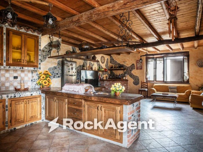 Casa con 5 locali in vendita in Via Matteotti, Centro, Sartirana Lomellina