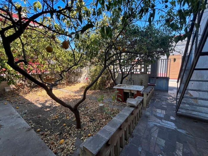Casa con 6 locali in vendita in Via Michele Lombardi, Centro, Torricella