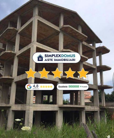 Appartamento con 6 locali in vendita in Contrada Lambrosi, Monasterace Marina, Monasterace