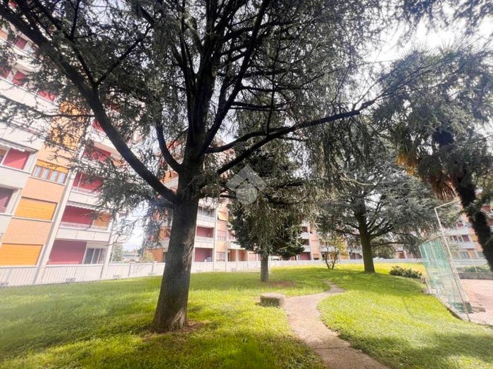 Appartamento trilocale in vendita in Via Isonzo, Gerenzano