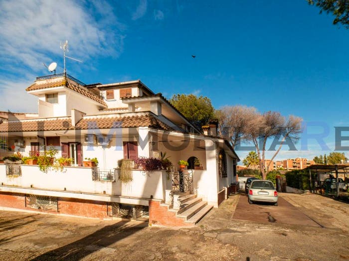Appartamento trilocale in vendita in Via Filippo Grispigni, Pisana Bravetta, Roma