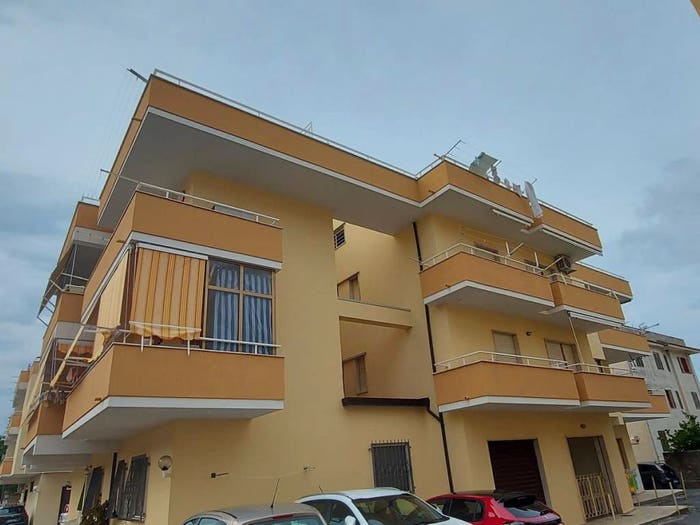 Casa trilocale in vendita in Via Fratelli Bandiera, Tortora Marina, Tortora