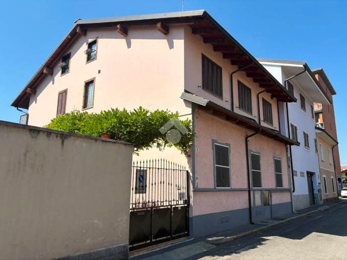 Casa con 5 locali in vendita in Via Alfredo Catalani, Santa Maria, Collegno