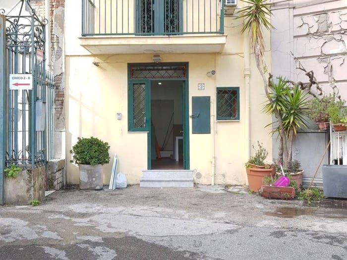 Appartamento bilocale in affitto in Piazzetta del Leone a Mergellina, Posillipo, Napoli
