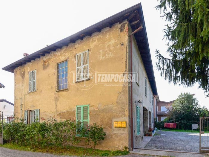 Casa con 6 locali in vendita in Via Isonzo, Vighizzolo Cascina Varenna, Cantù