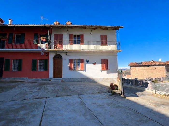 Casa bilocale in vendita in Via della Vittoria, Castellinaldo d'Alba
