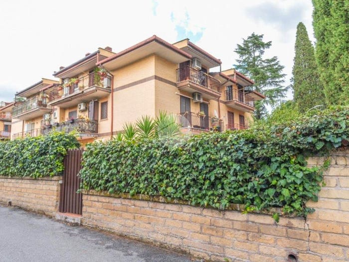 Appartamento trilocale in vendita in Via Monte Rosa, Colleverde, Guidonia Montecelio