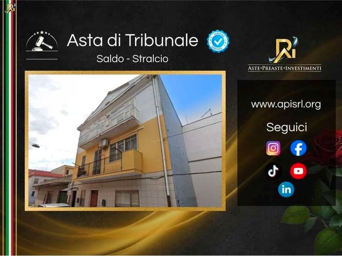 Appartamento quadrilocale in vendita in Via Pineta di Levante, Centro, Lesina