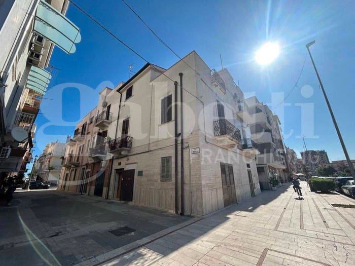 Appartamento trilocale in vendita in VIA DIFEO, Centro, Margherita di Savoia