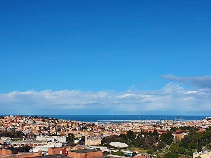 Appartamento quadrilocale in vendita in Pietralacroce, Ancona
