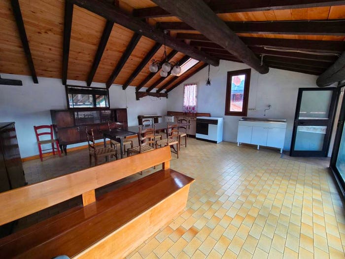 Casa quadrilocale in vendita in Via Decauville, Mesenzana