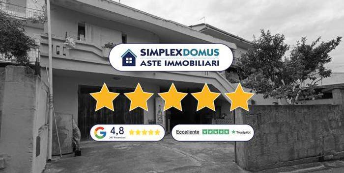 Casa con 6 locali in vendita in Via Generale Sanna, Samugheo