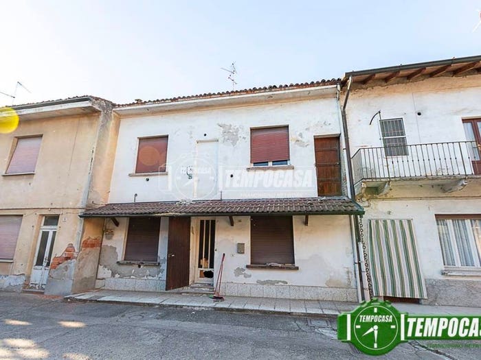 Casa trilocale in vendita in Via Umberto I, Centro, Pandino
