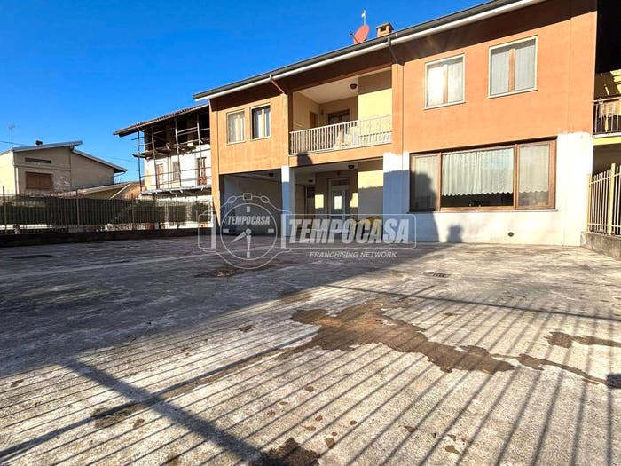 Casa con 6 locali in vendita in Via Torino, Centro, Cossano Canavese