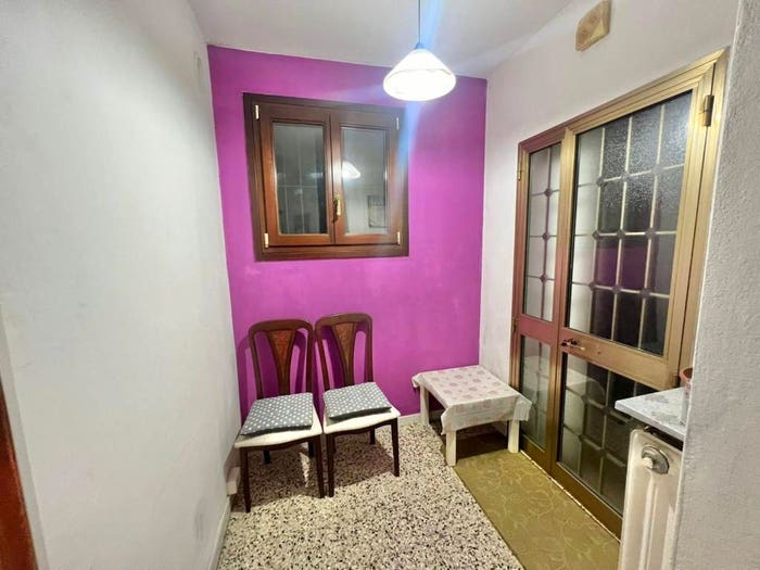Casa con 5 locali in vendita in Via Giuseppe Garibaldi, Centro, Moglia