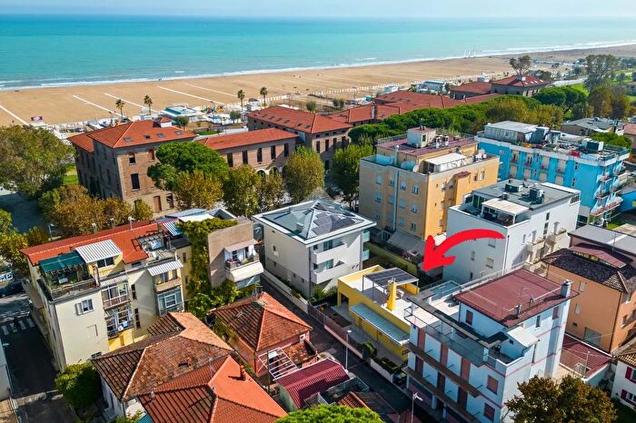 Casa con 5 locali in vendita in Viale Modena, Rimini