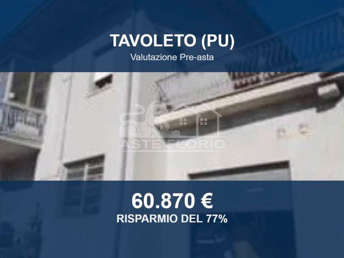 Appartamento con 6 locali in vendita in Via Giuseppe Garibaldi, Centro, Tavoleto