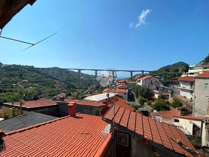 Appartamento monolocale in vendita in Via san nicolò, Borghetto San Nicolò, Bordighera