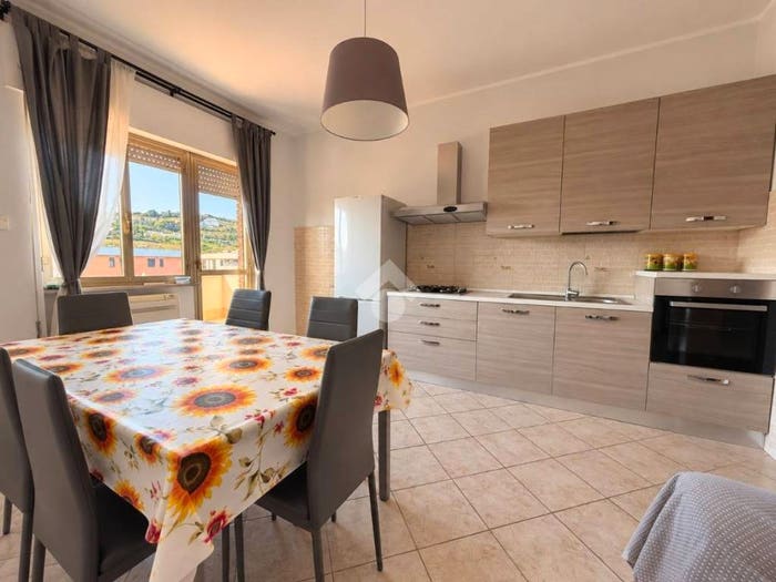 Appartamento trilocale in vendita in VIA PONENTE, Vasto Marina, Vasto