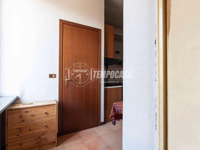 Appartamento trilocale in vendita in Via Roma, Nobile Monguzzo, Monguzzo