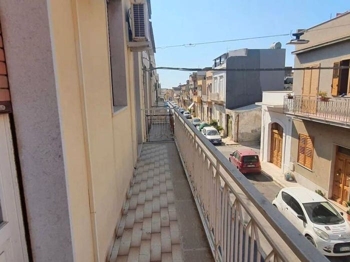 Casa trilocale in vendita in Via Ugo Foscolo SNC, Centro, Avola