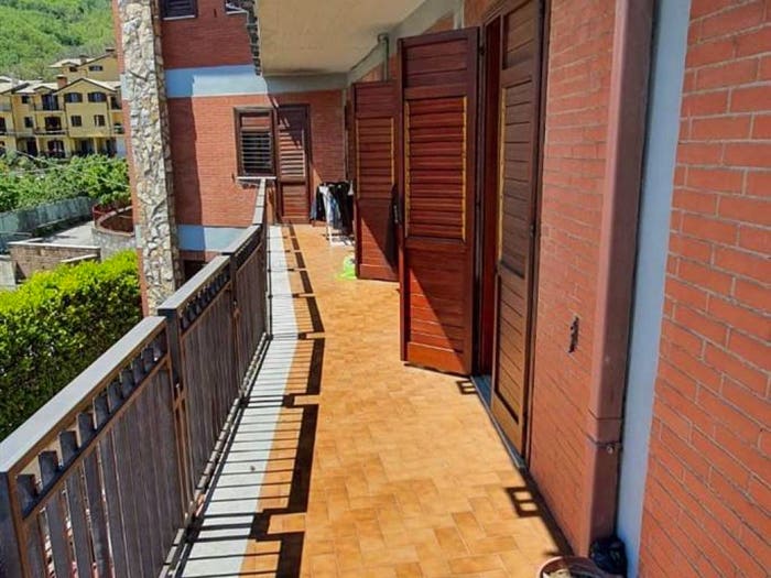 Appartamento con 6 locali in vendita in Via Roma, Centro, Monteforte Irpino