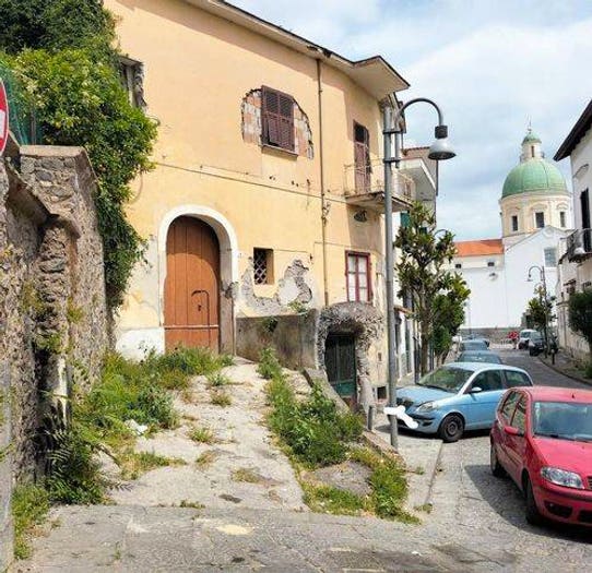 Casa con 6 locali in vendita in Centro, Ottaviano
