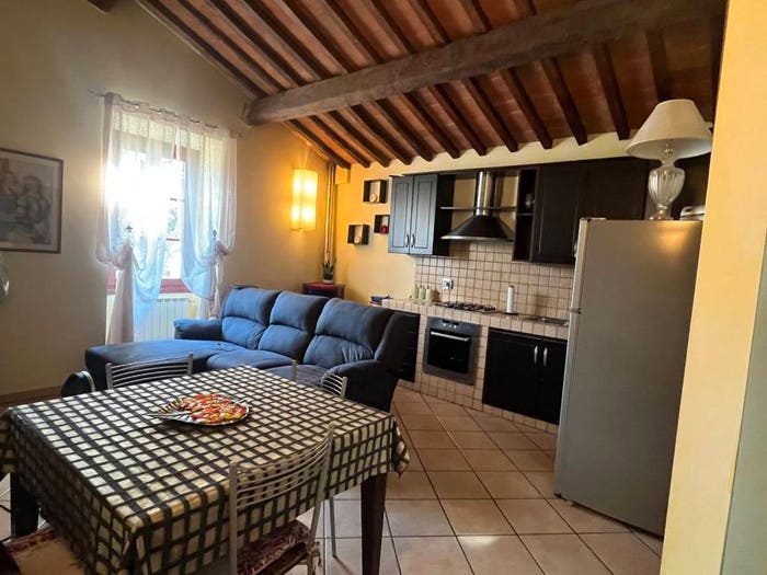 Appartamento trilocale in vendita in Via Montecarelli, Montecarelli, Barberino di Mugello