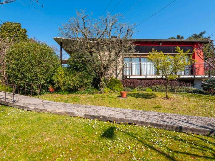 Casa con 6 locali in vendita in via Lecco, Curno