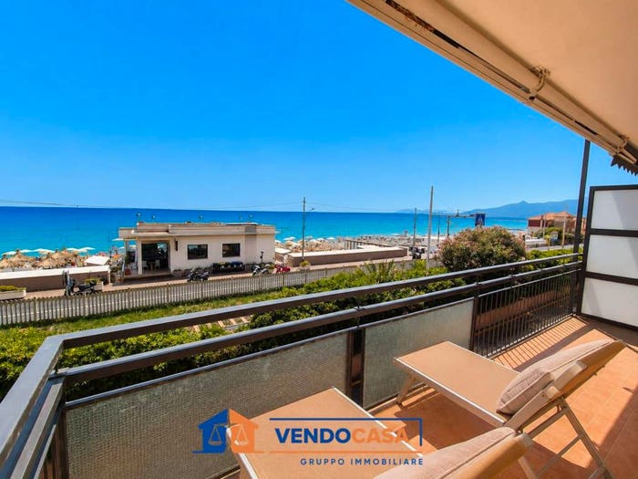 Appartamento trilocale in vendita in Via Aprile, Borgio, Borgio Verezzi