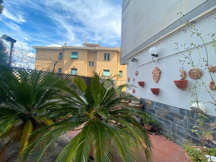 Appartamento con 5 locali in vendita in Via Burlando, Staglieno, Genova