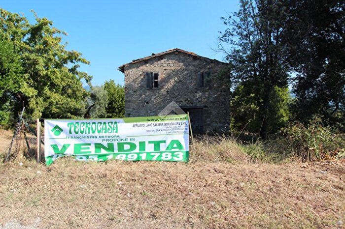 Casa bilocale in vendita in Via Mirtense, Poggio Nativo