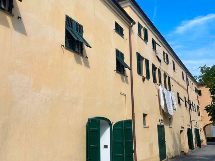 Appartamento bilocale in vendita in Via Sardorella, Bolzaneto, Genova