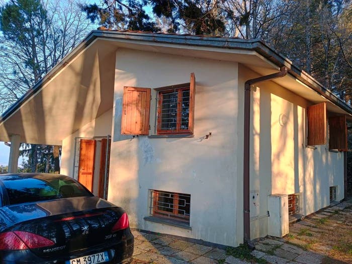Casa quadrilocale in vendita in Via Monte, Montescudo Montecolombo