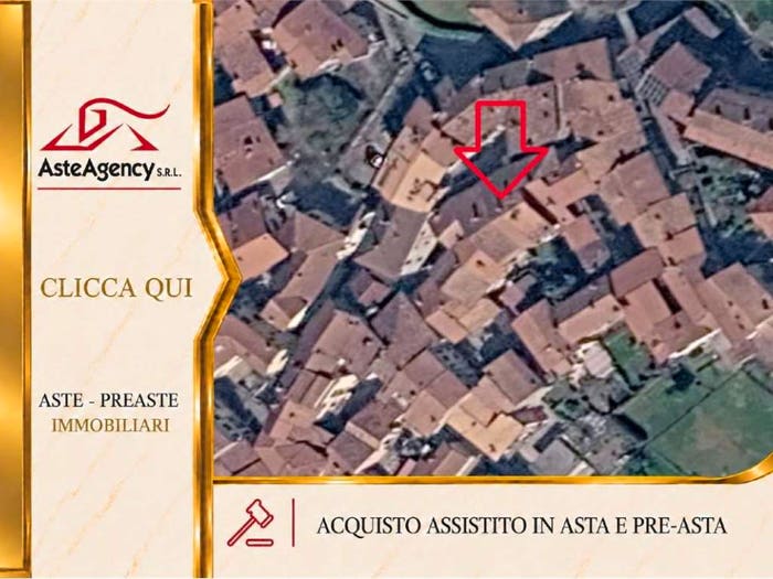 Casa con 6 locali in vendita in Via Volta snc, Centro, Cunardo