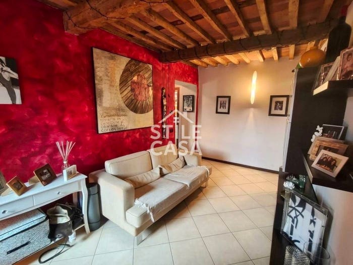 Appartamento trilocale in vendita in Via Giosuè Carducci, Veneri, Pescia